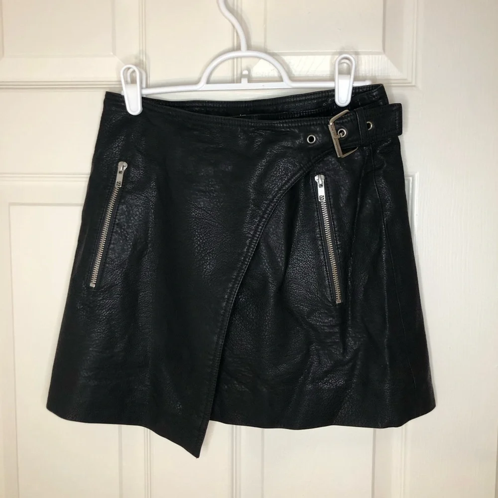 Pistola Rey vegan leather wrap skirt in Raven NWT new - Picture 4 of 11